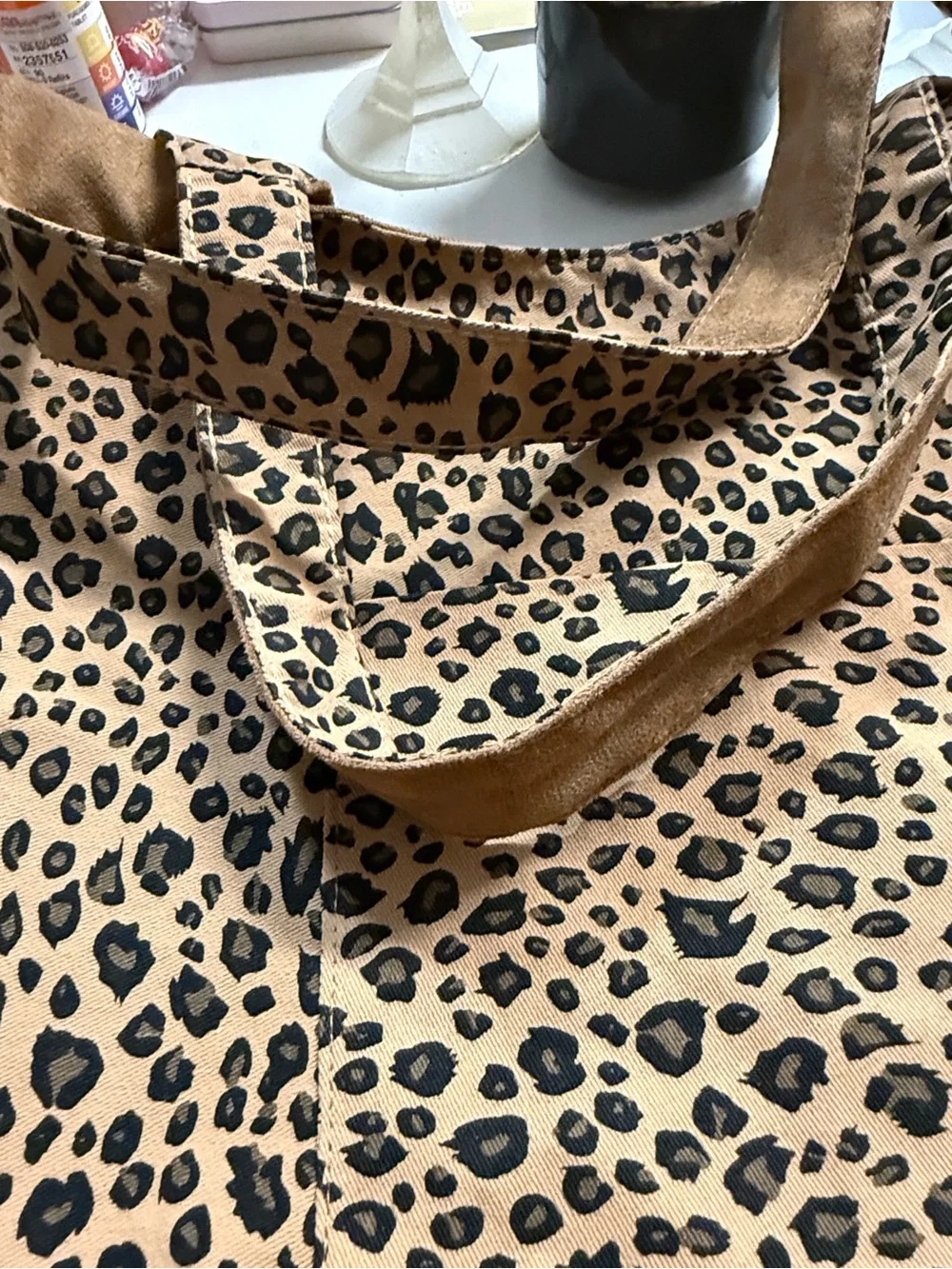 🍂🍁NEW🍁🍁Classic Women’s Suede Tote Bag in Tan or Animal print.   Reversible